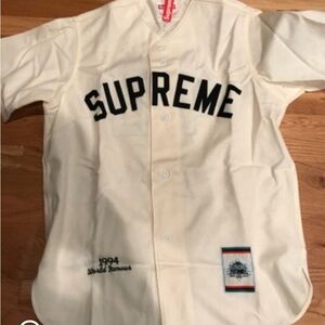 Supreme x mitchell & Ness. Super rare. Bought this back in 2005/2006